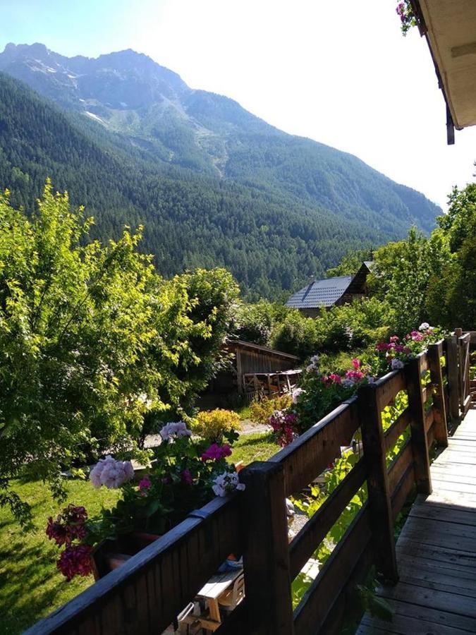Hotel Restaurant Gites Les 5 Saisons Фрессиньер Экстерьер фото